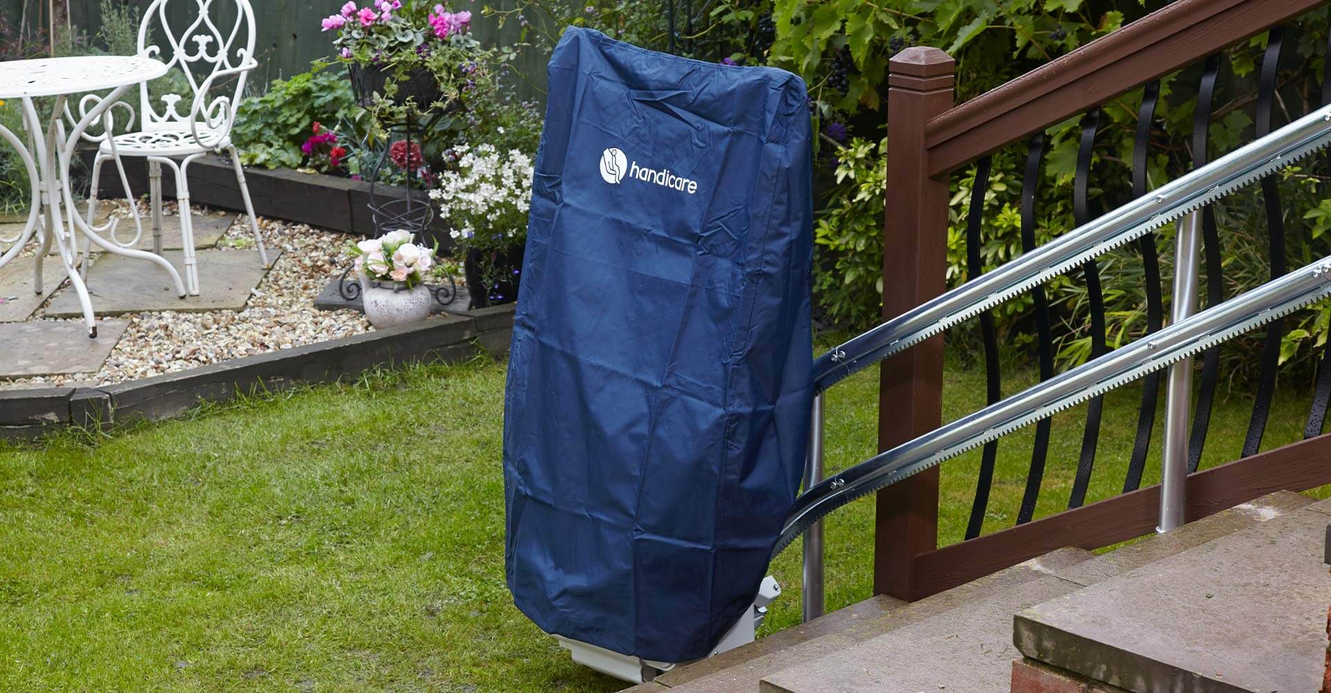 Handicare Outdoor Curved Stairlift - Image 3