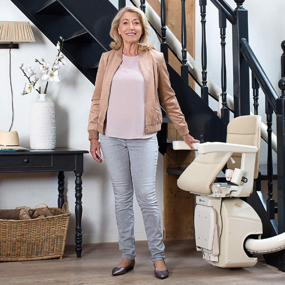 Handicare 2000 Free Curve Stairlifts